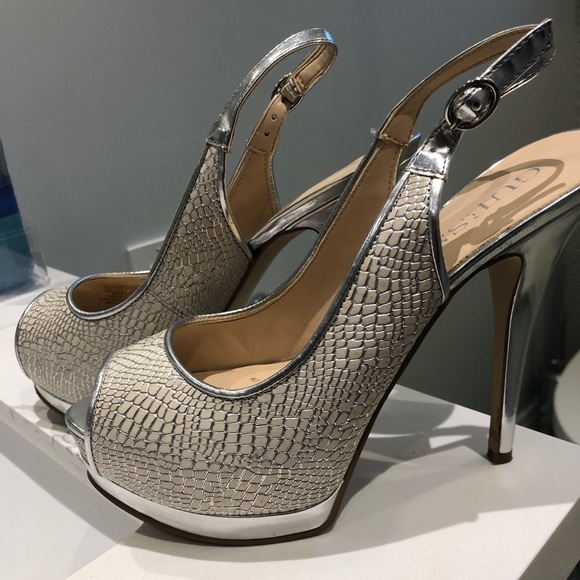 Guess slingback silver heels - Picture 3 of 3